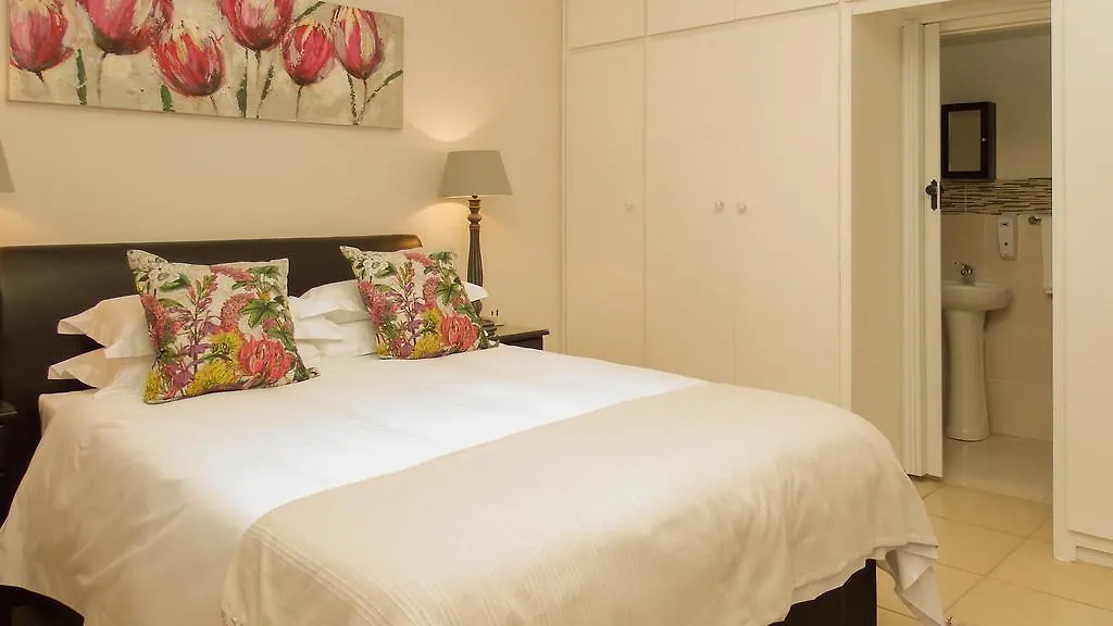 ***  39 On Nile Guest House ポート・エリザベス 南アフリカ